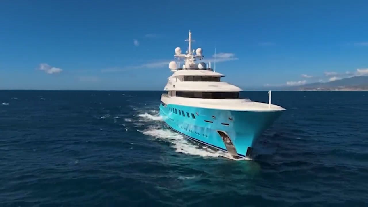 Alfa Nero, 82m Oceanco