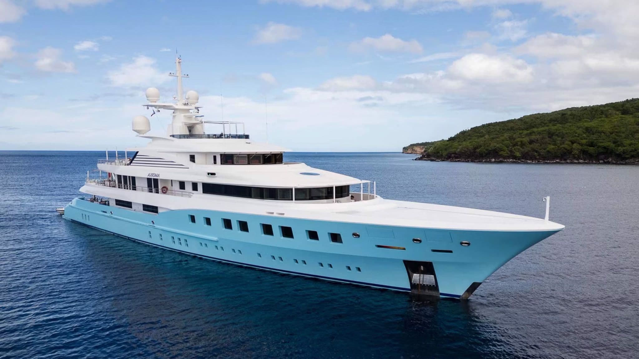 The 72-metre Dunya Yachts Axioma